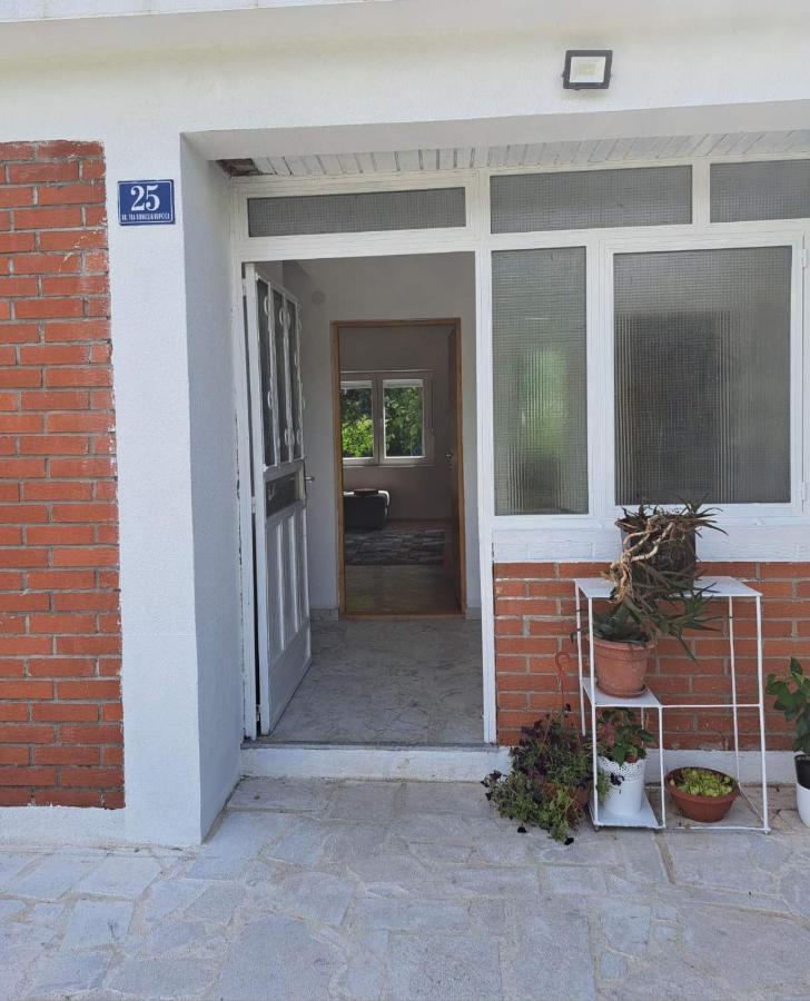 Guest House Green River Liyubuşka Dış mekan fotoğraf